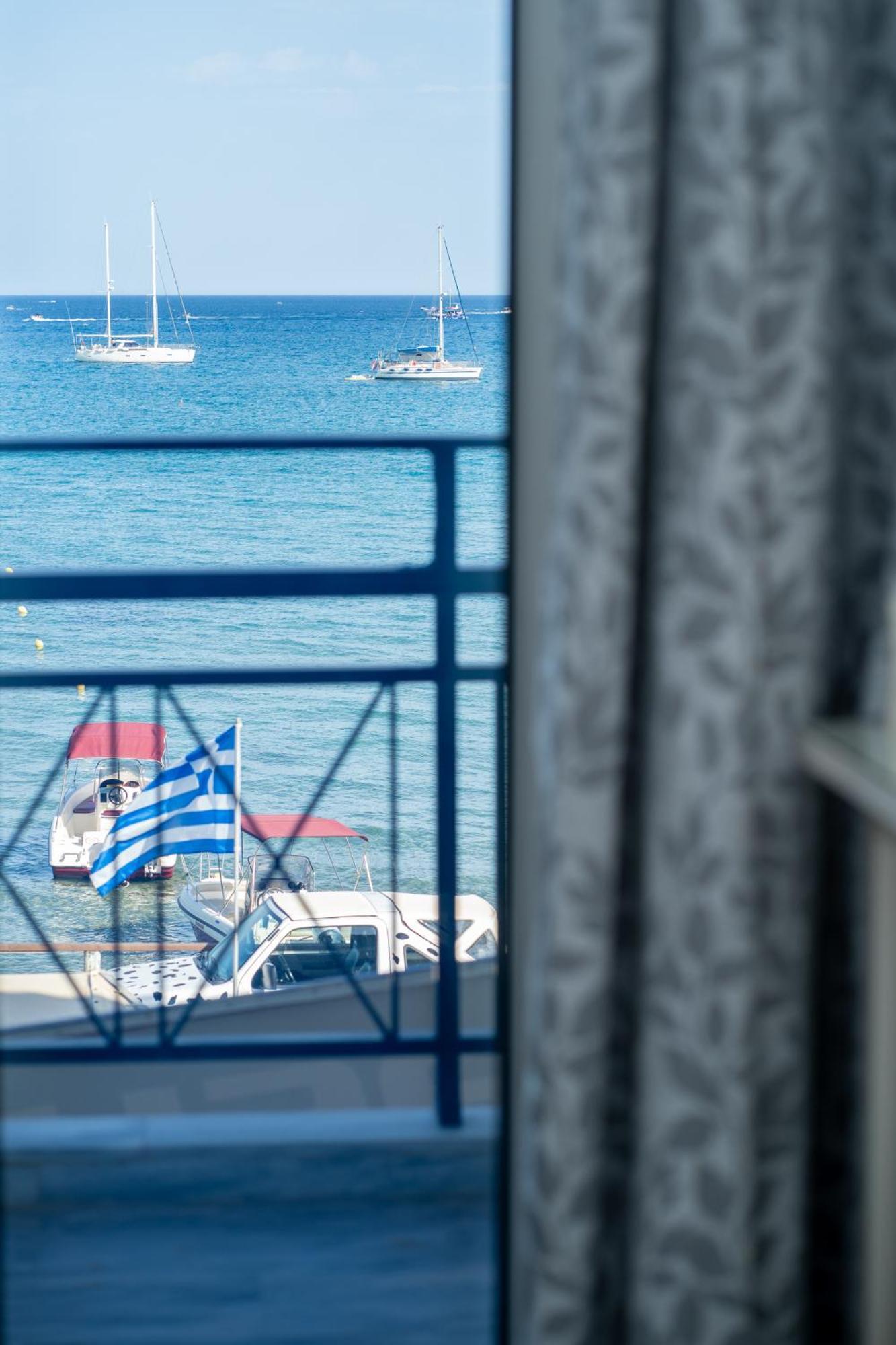 George Beachfront Apartments Lithakia  Rom bilde