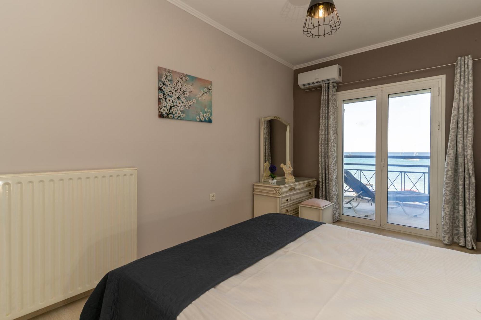 George Beachfront Apartments Lithakia  Rom bilde